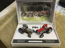 Model Tractor Set 1/32nd