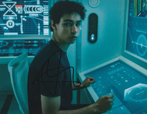Archie madekwe autograph - archie,