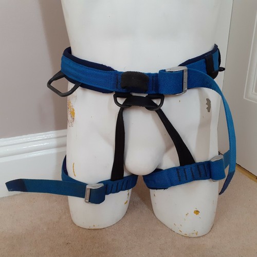 Vintage wild country climbing - vintage,