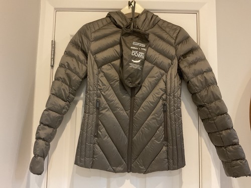 Grey puffer jacket with hood - grey,