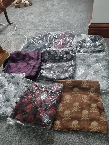 Joblot ladies scarfs 90cm x - of,