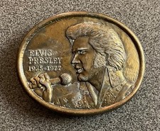 ELVIS PRESLEY,RARE ORIGINAL FIRST EDITION 1977 MEMORIAL BELT BUCKLE.8.5” x 6.5”.