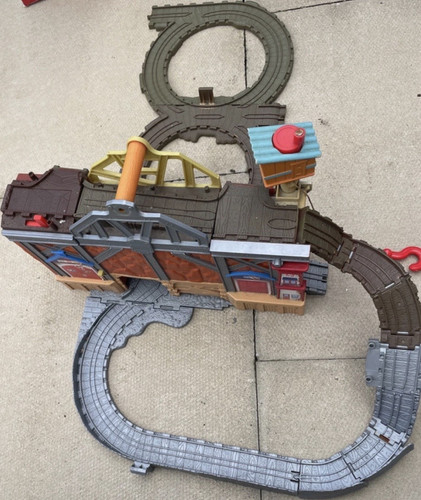 Thomas friends trackmaster - thomas,