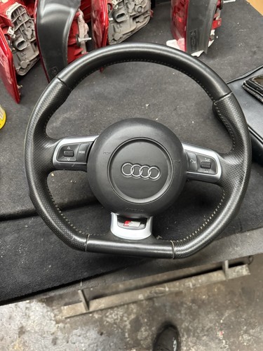 Audi line flat bottom - 8p, s