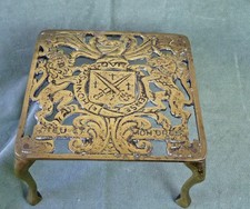 VINTAGE BRASS TRIVET WITH LION
