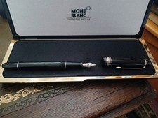 Mont Blanc Classique Platinum Line Fountain Pen.