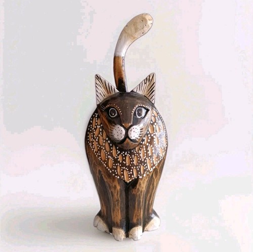 Wooden cat statue white dot - cat,