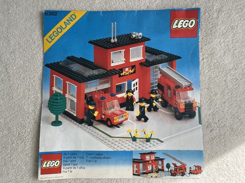 Vintage lego town fire station - town,