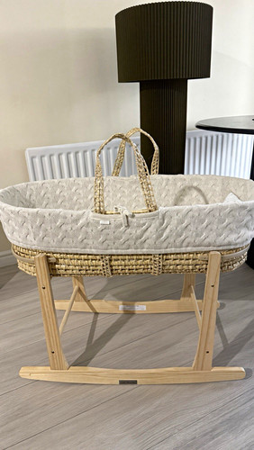 Mamas and papas moses basket - papas,