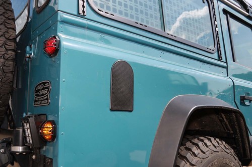 Land rover defender fuel cap - land,