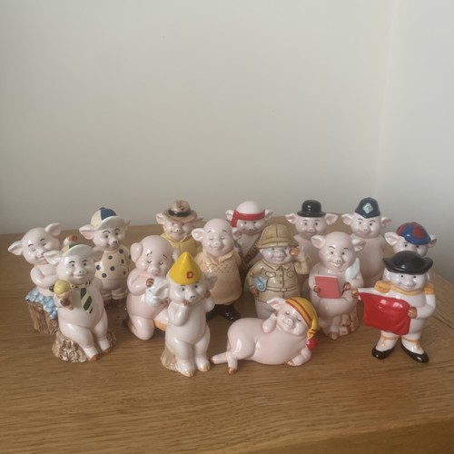 Danbury mint piggies - mint, set