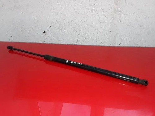 Hyundai i40 tailgate gas - hyundai, vf