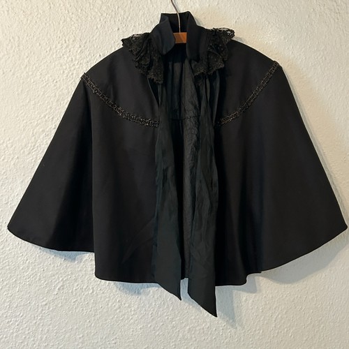 Antique victorian black - black, wool