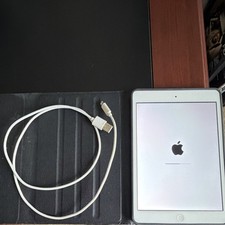 Apple iPad mini 2 Tablet