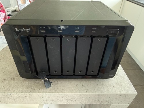 Synology ds1512 bay nas - bay,