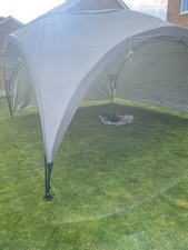 Halfords Urban Escape Event Shelter 3.6m x 3.6m with 2 Sides