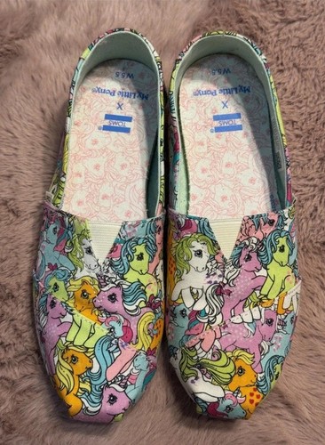 Toms little pony - toms,