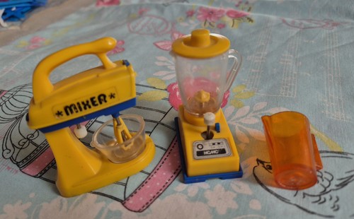 Vintage sindy kitchen - vintage, food