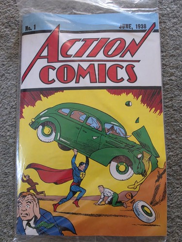 Action comics loot - comics,