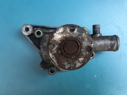 Morris minor water pump - water,