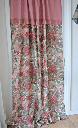 Door curtain sanderson rose - sanderson,