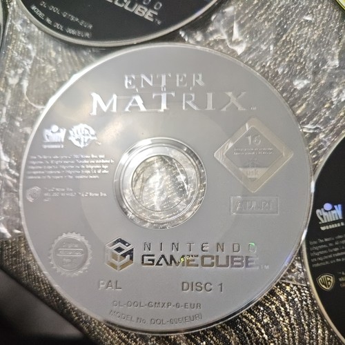 Nintendo gamecube disc - gamecube, only
