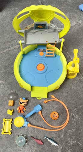 Octonauts launch and explore - and,
