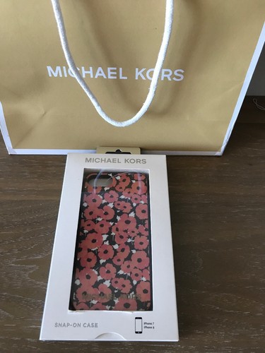 Michael kors nwt snap - michael,