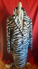 Womens.. Gianni Feraud.. Zebra
