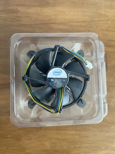 Genuine intel socket - genuine, lga1366