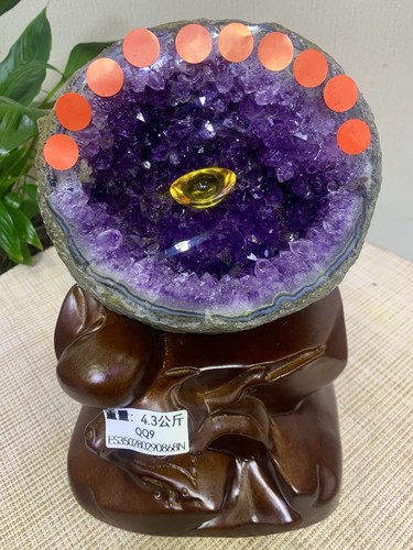 Huge amethyst treasure - amethyst,