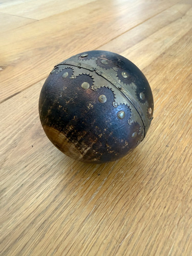 Antique treen carpet - carpet, bowl