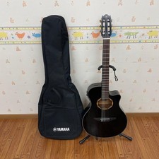 YAMAHA NTX700 Elegat Guitar