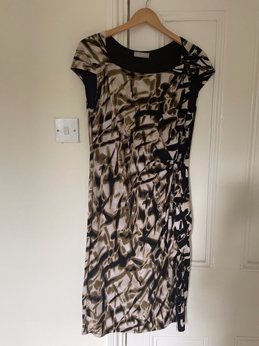 Planet dress black cream