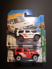 2 x Hot Wheels Mud Studs -