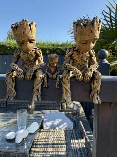 Baby groot sitting - sitting, figure