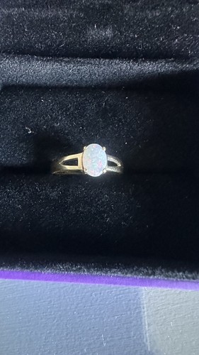 9ct solid yellow gold oval - solid,