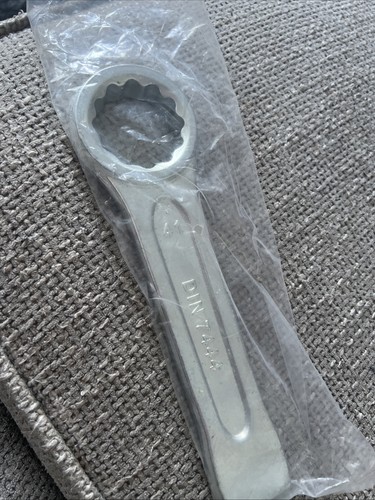 Deltec slogging ring - slogging, wrench