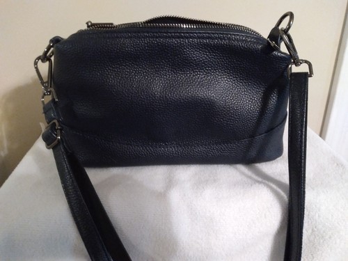 Small navy blue crossbody bag - small,