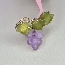 Vintage Grape Vine Brooch Early Plastic Articulated Unusual 