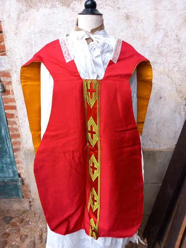 Red chasuble priest liturgical - red,