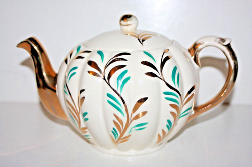 Vintage collectable teapot - collectable,