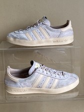 Adidas Broomfield Trainers UK Size 7 Ash Pearl/Gum