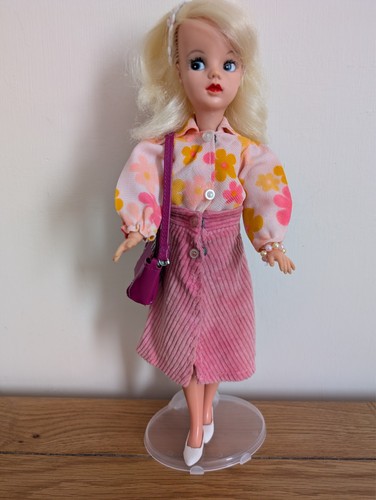 Sindy c1968 blonde - , part