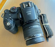 Fujifilm Finepix S9500 9.0MP 10.7x Zoom Digital Camera