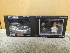 Titan Alien Exclusive Twin
