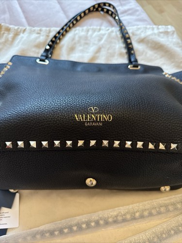Genuine valentino garavani - genuine,