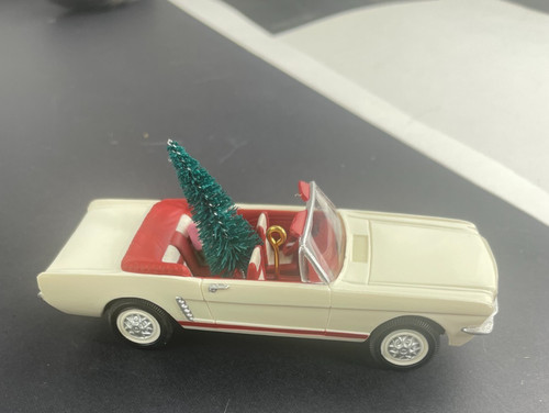 Hallmark keepsake ornament - keepsake,