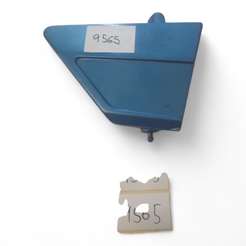 Suzuki gt250 250 panel - suzuki, x7