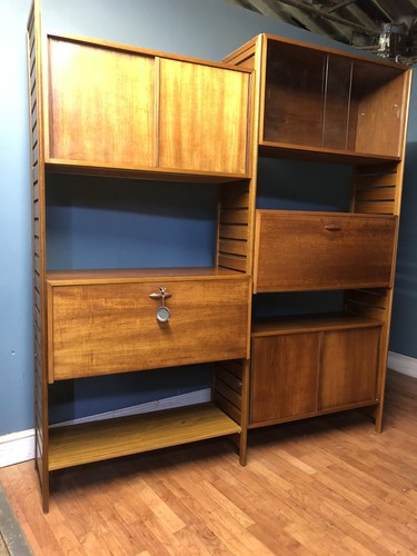 Ladderax unit with - unit,